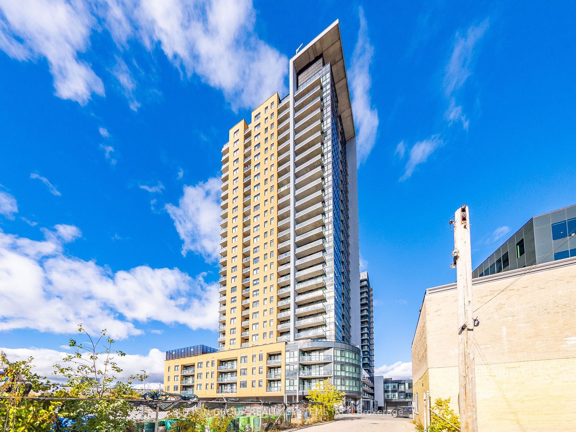 108 Garment St, #404