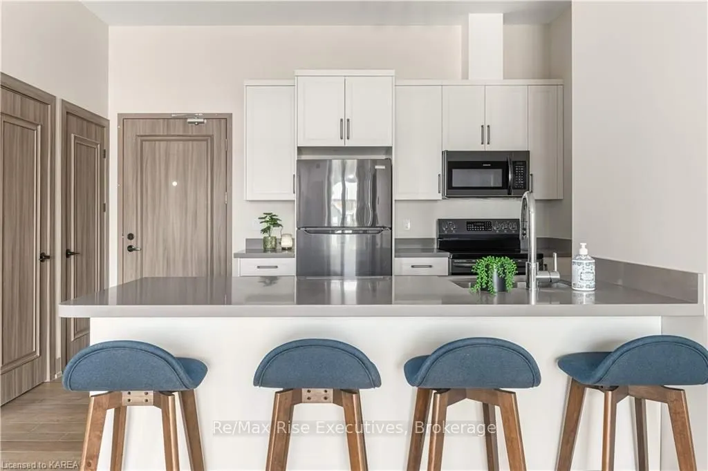 820 GARDINERS Rd, #519