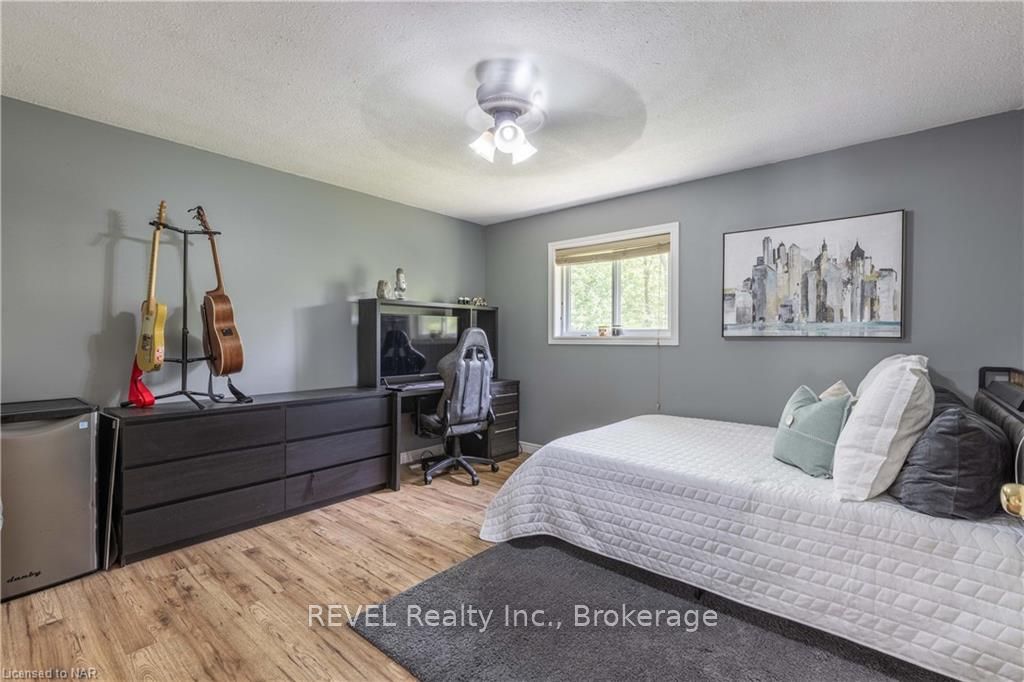 92 THOROLD Ave