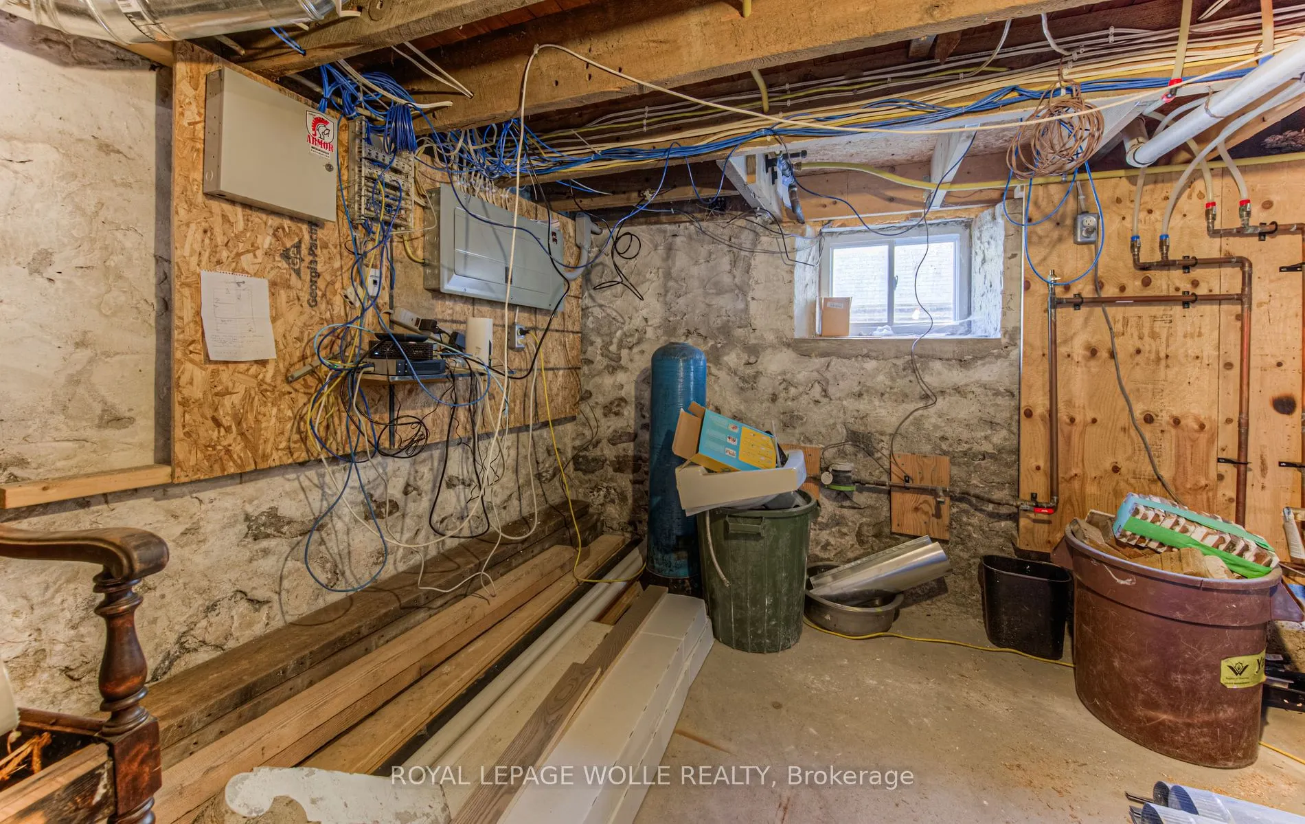 45 Princess St E