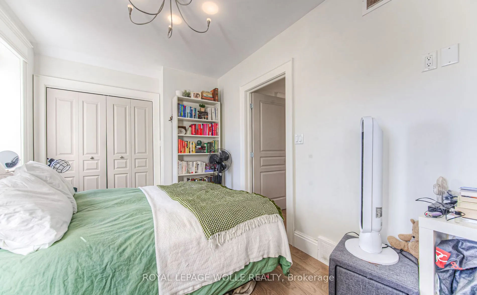 45 Princess St E