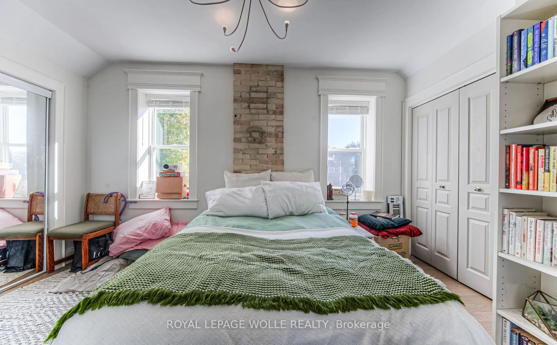 45 Princess St E