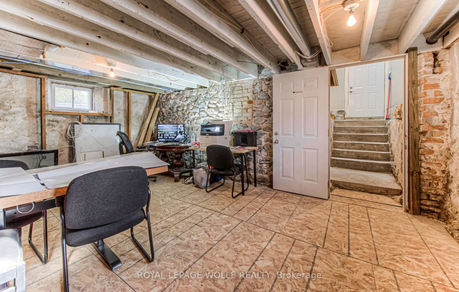 45 Princess St E