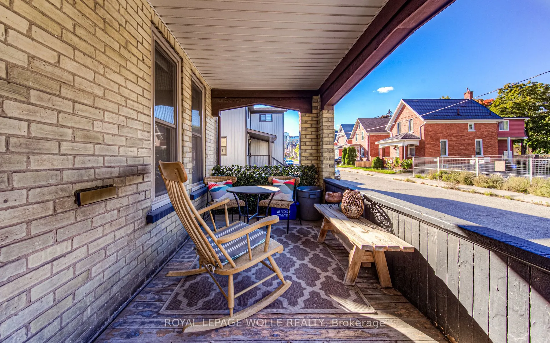 45 Princess St E