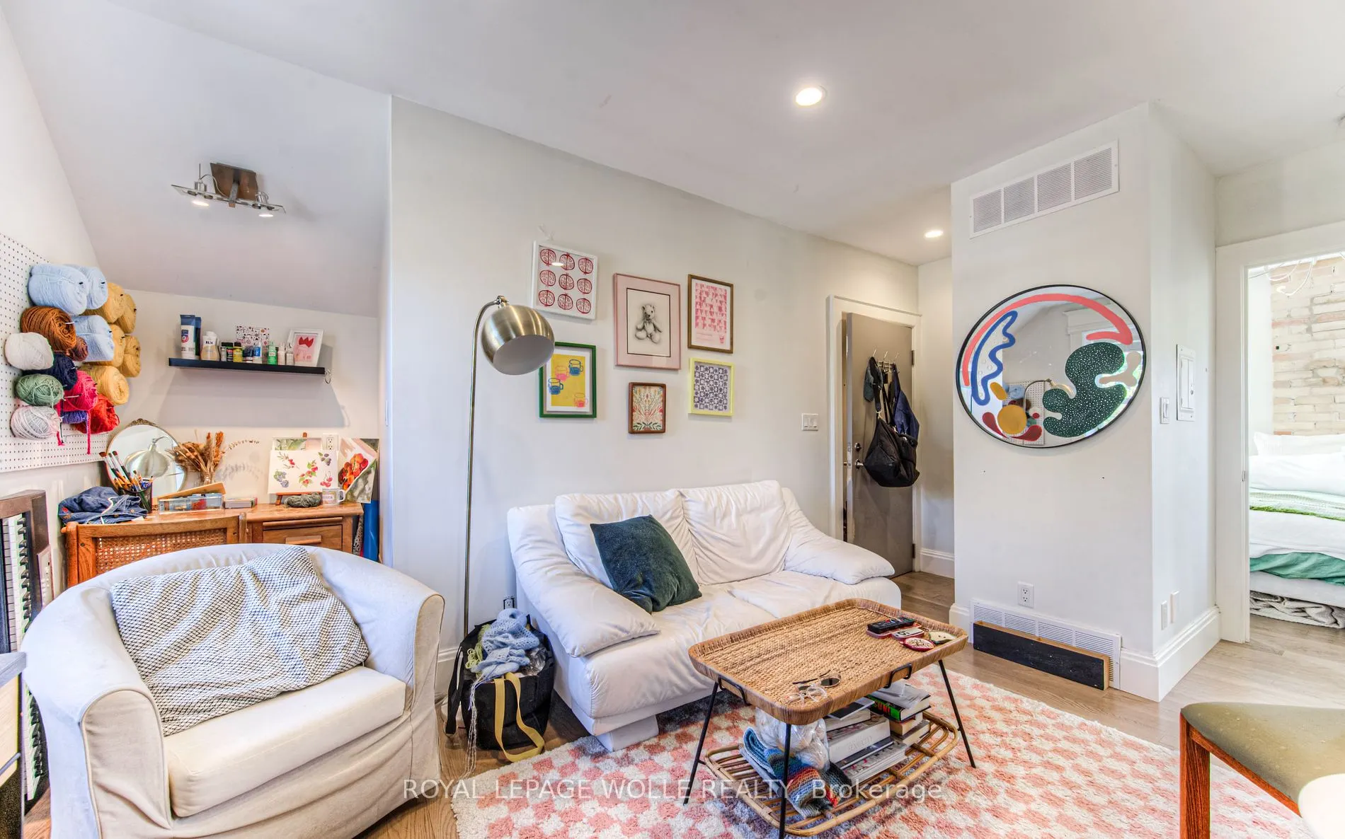 45 Princess St E