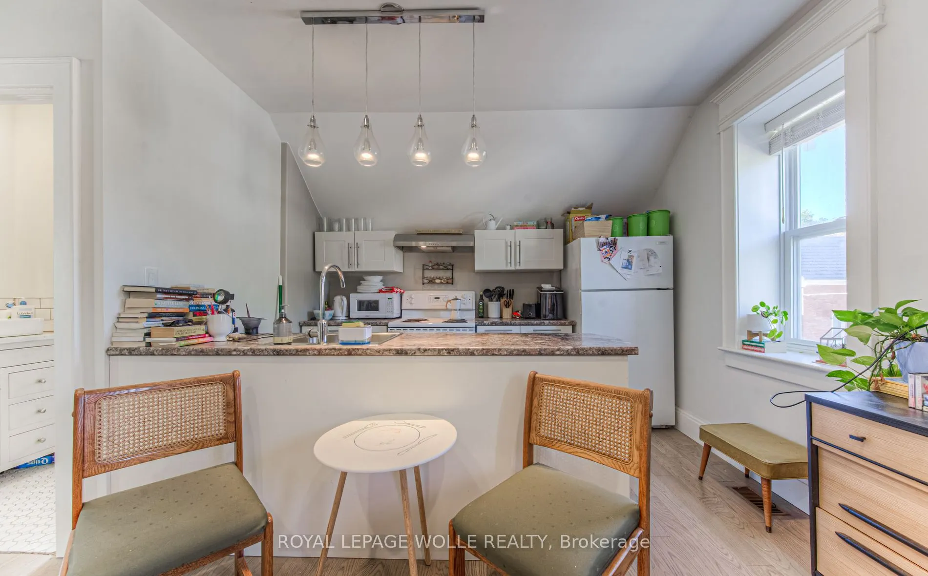 45 Princess St E