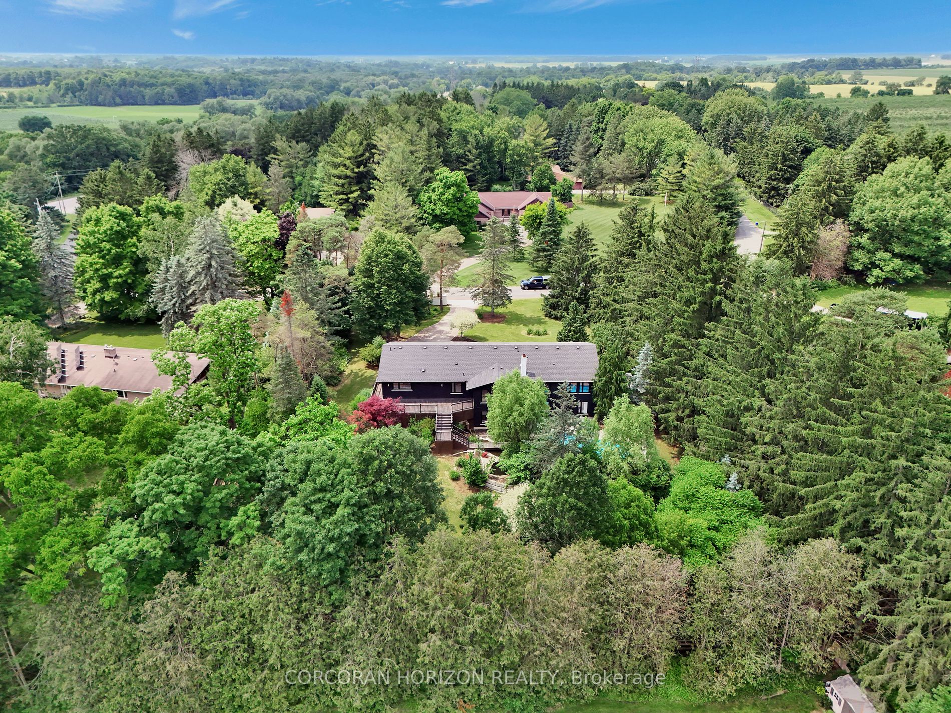 104 Grandview Dr