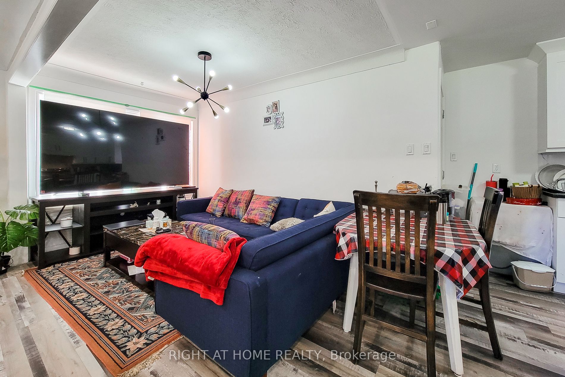 133 Corman Ave