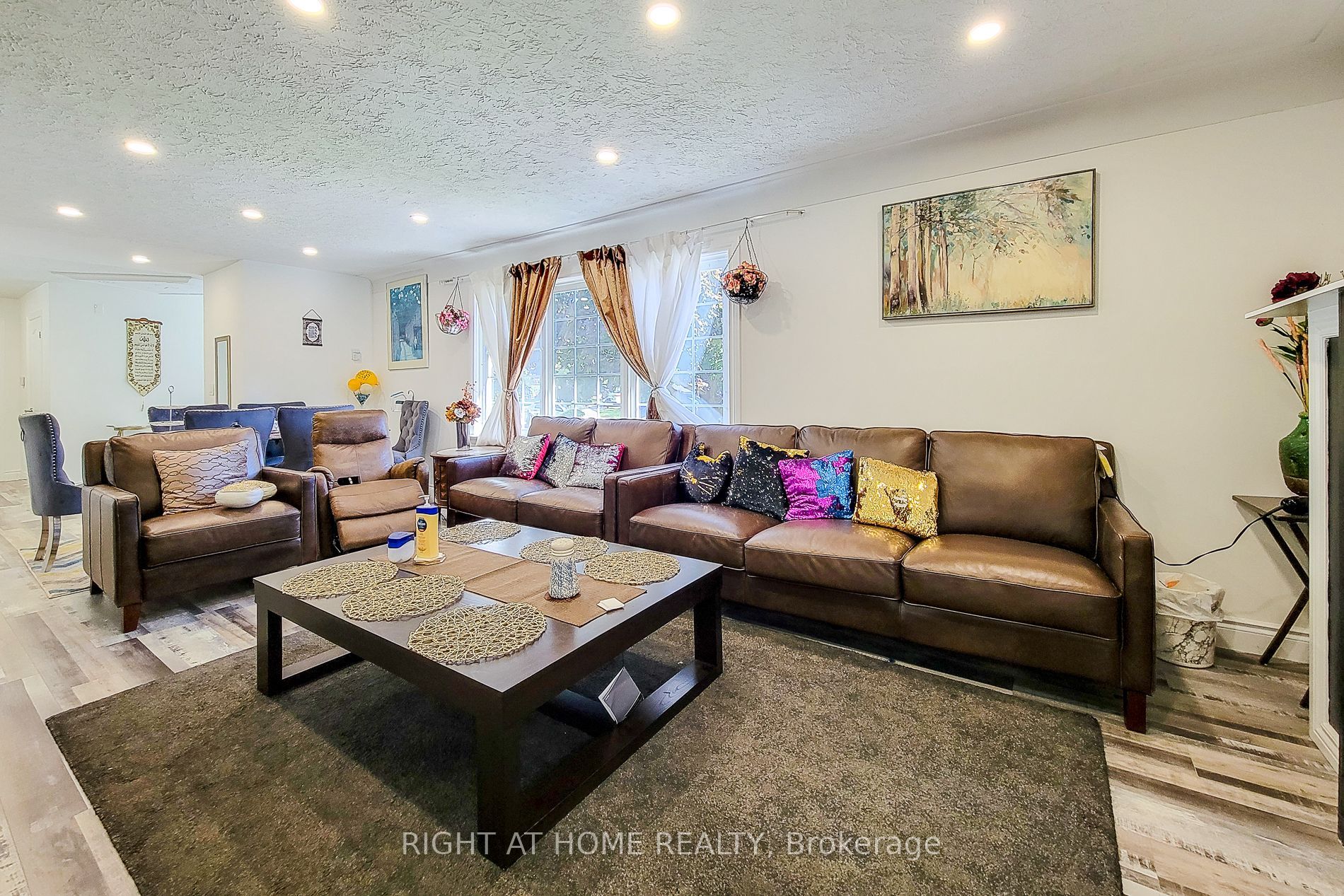 133 Corman Ave