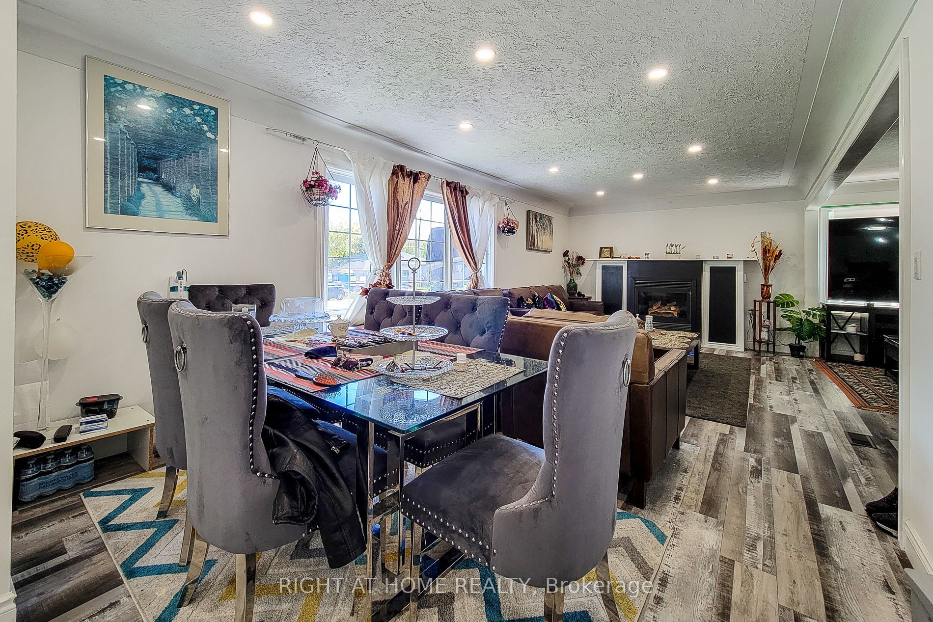 133 Corman Ave