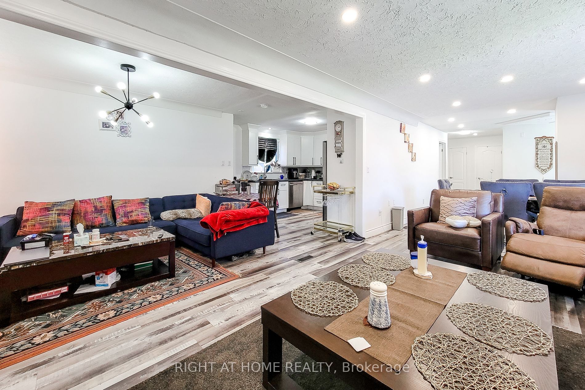 133 Corman Ave