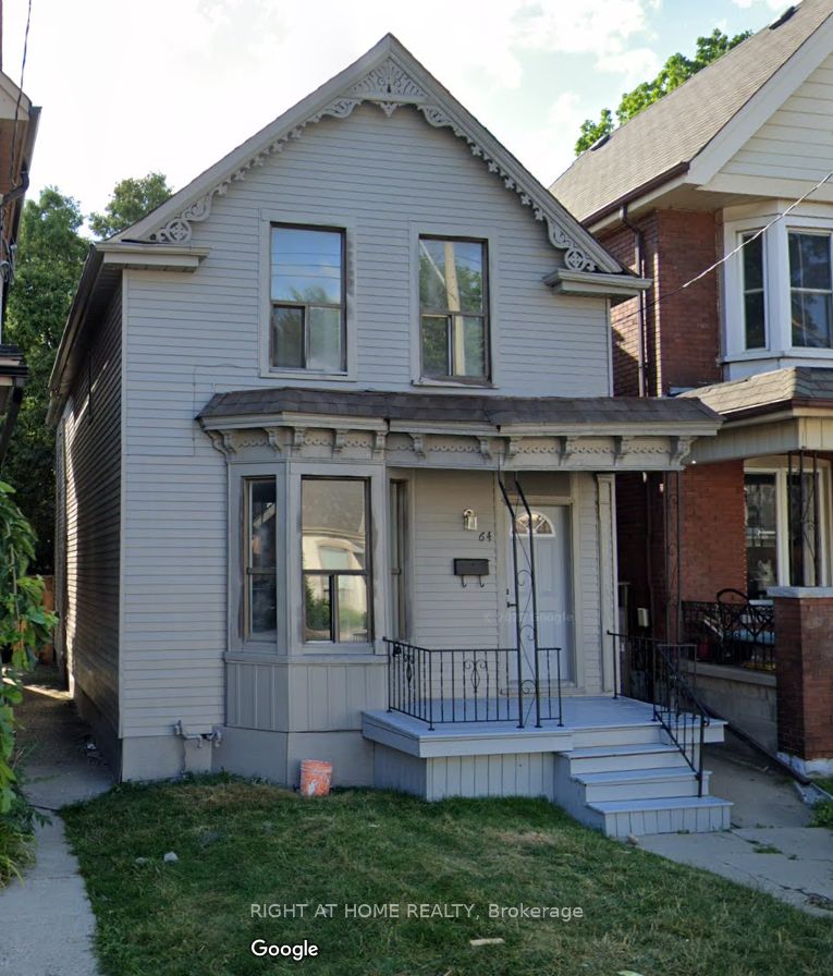 64 Smith Ave