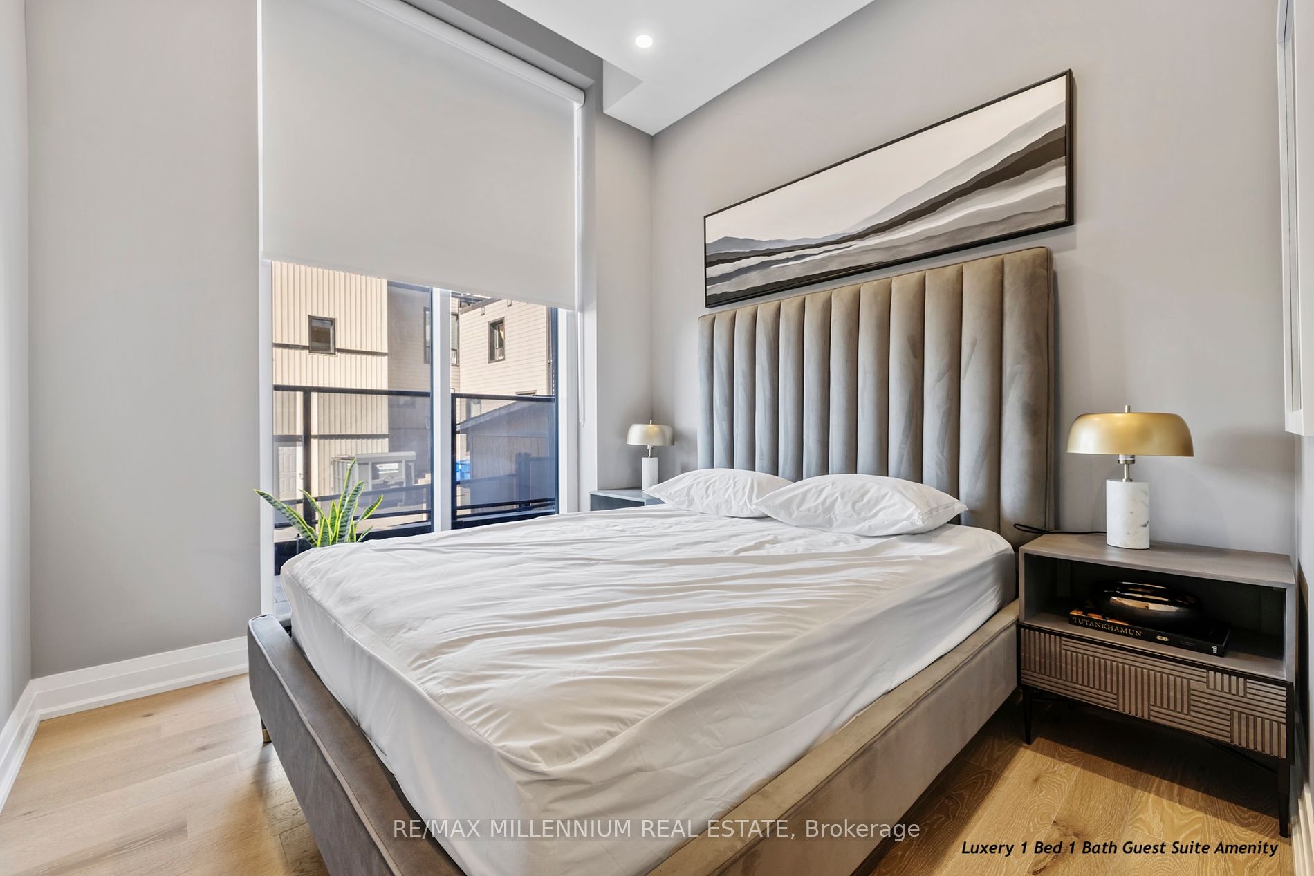 71 Wyndham St S, #408