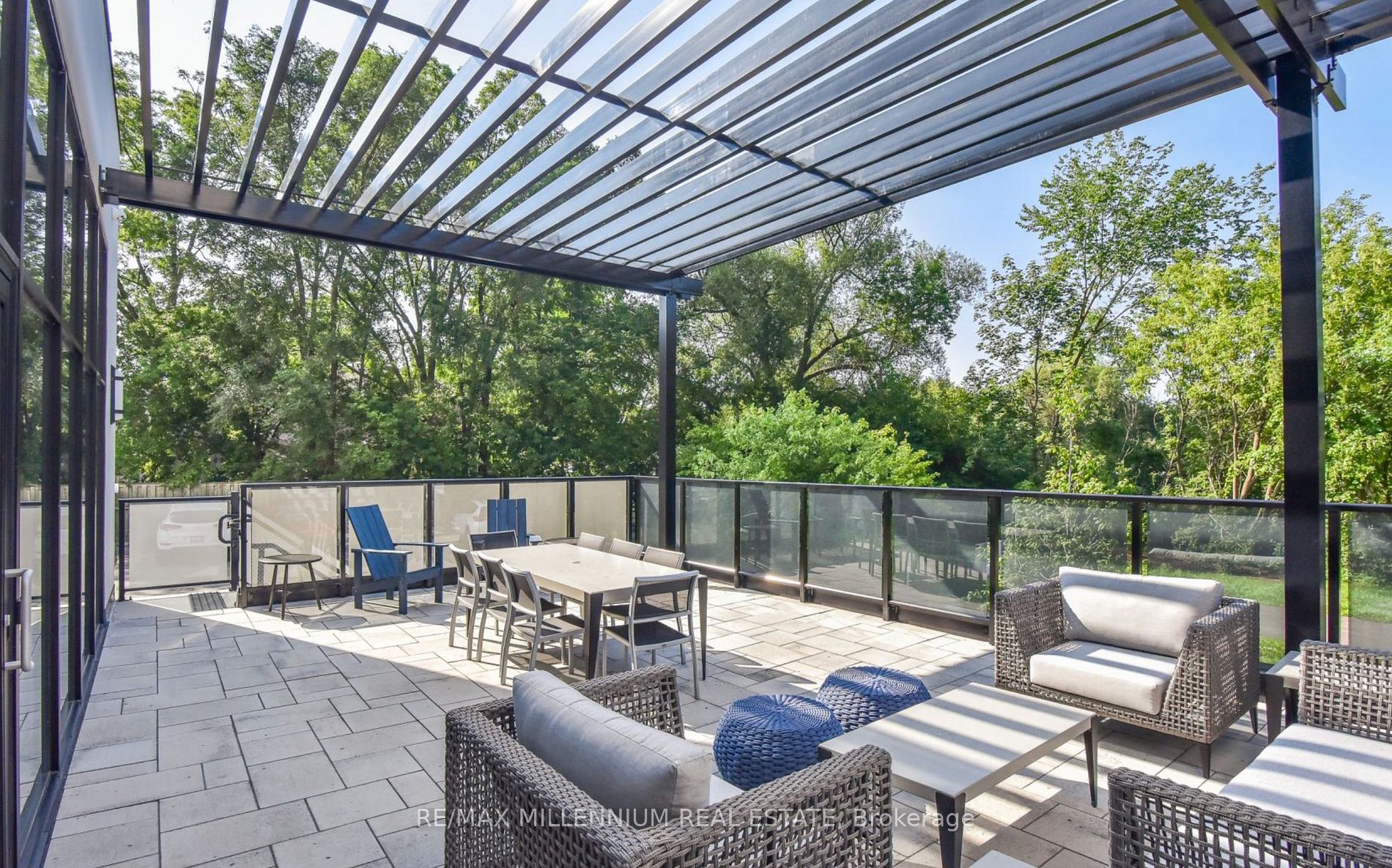 71 Wyndham St S, #408