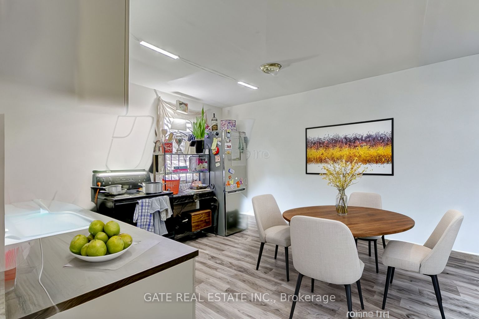 99 Leeming St