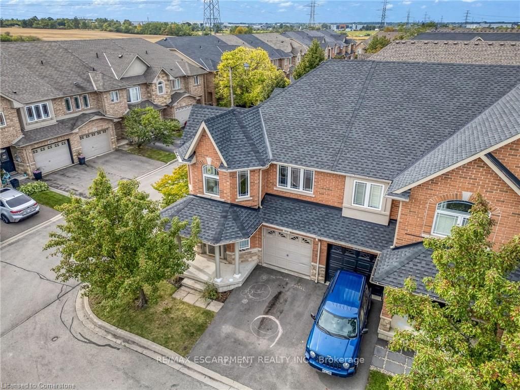 56 Geranium Ave