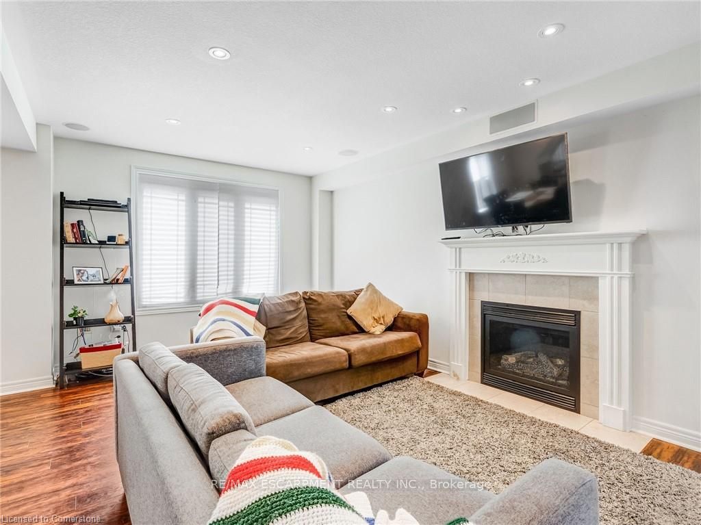 56 Geranium Ave