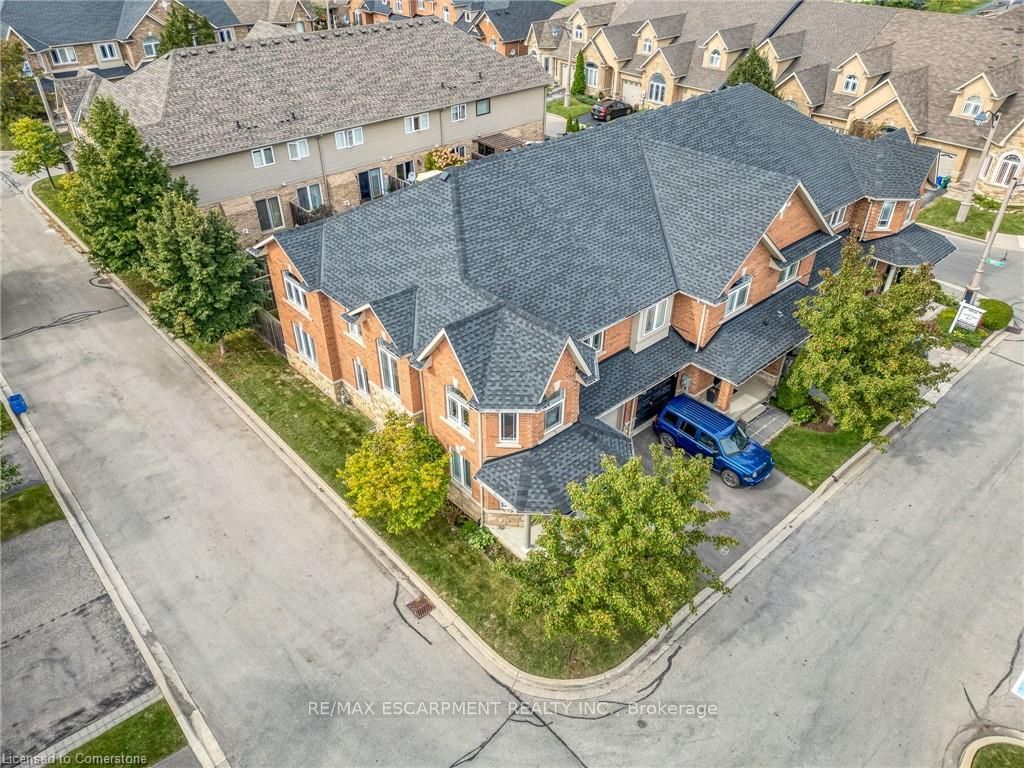 56 Geranium Ave