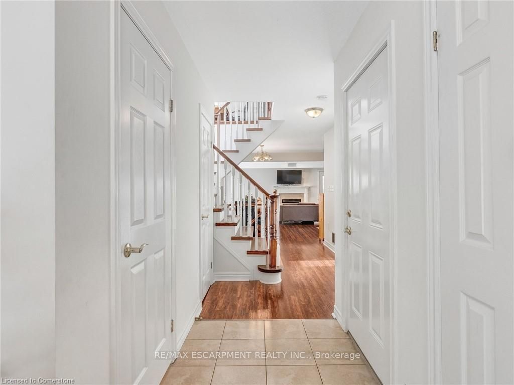 56 Geranium Ave