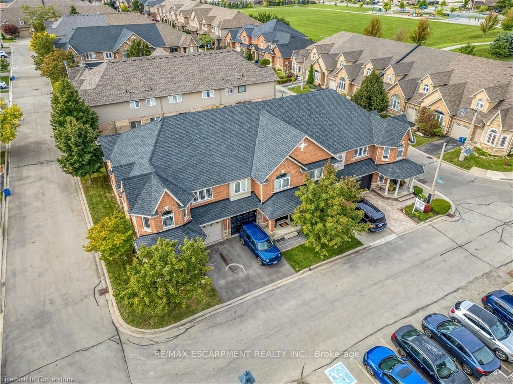 56 Geranium Ave