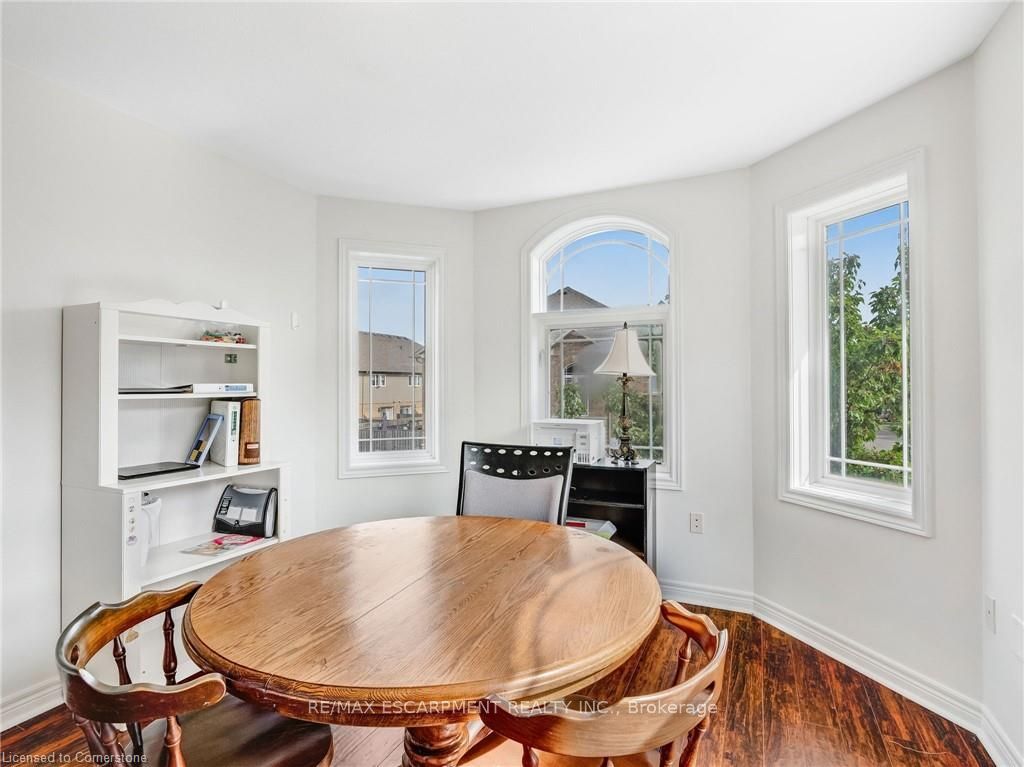 56 Geranium Ave