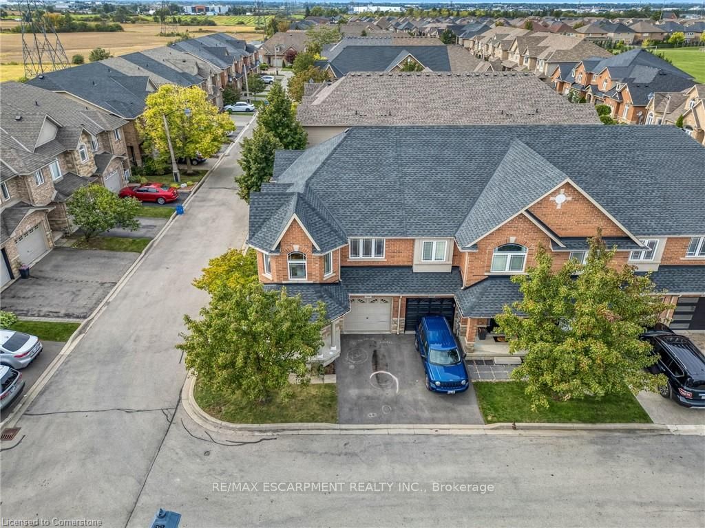 56 Geranium Ave