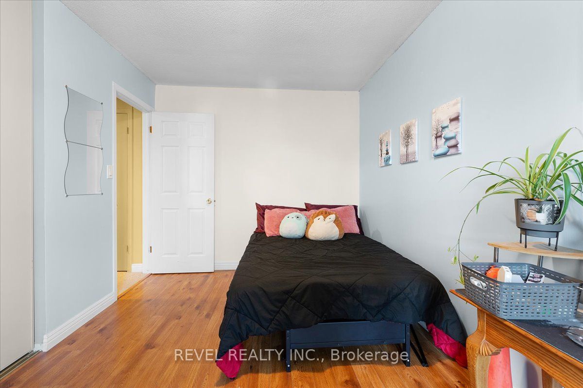 122 Lakeshore Rd, #8
