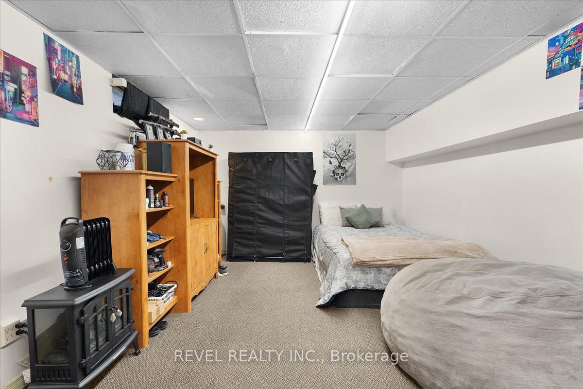 122 Lakeshore Rd, #8