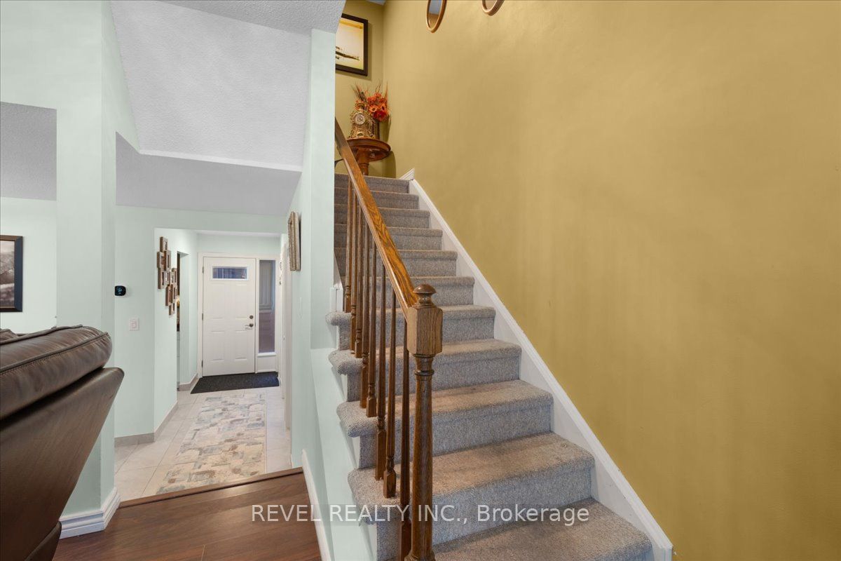 122 Lakeshore Rd, #8