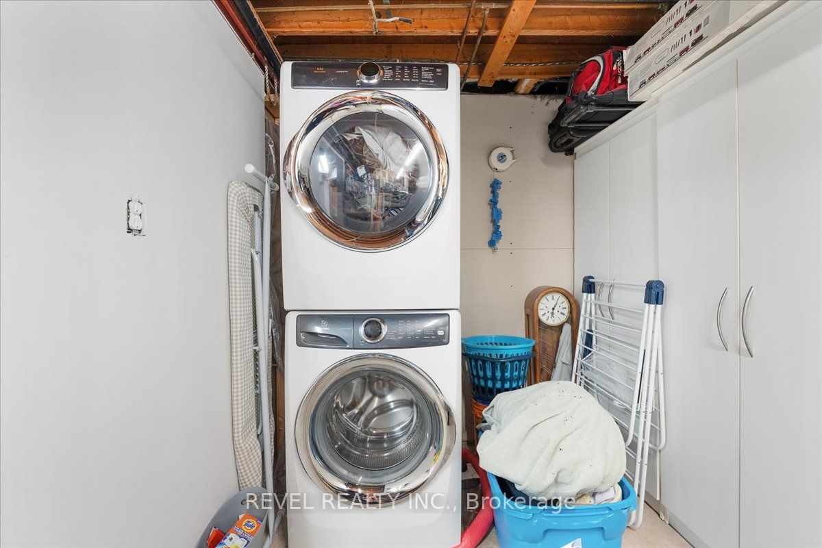 122 Lakeshore Rd, #8