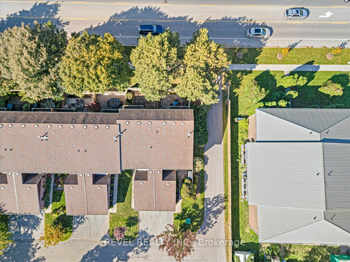 122 Lakeshore Rd, #8