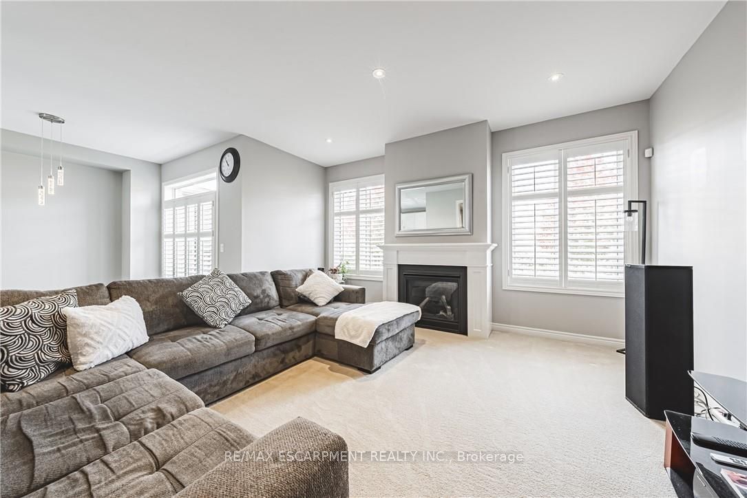 51 Narbonne Cres