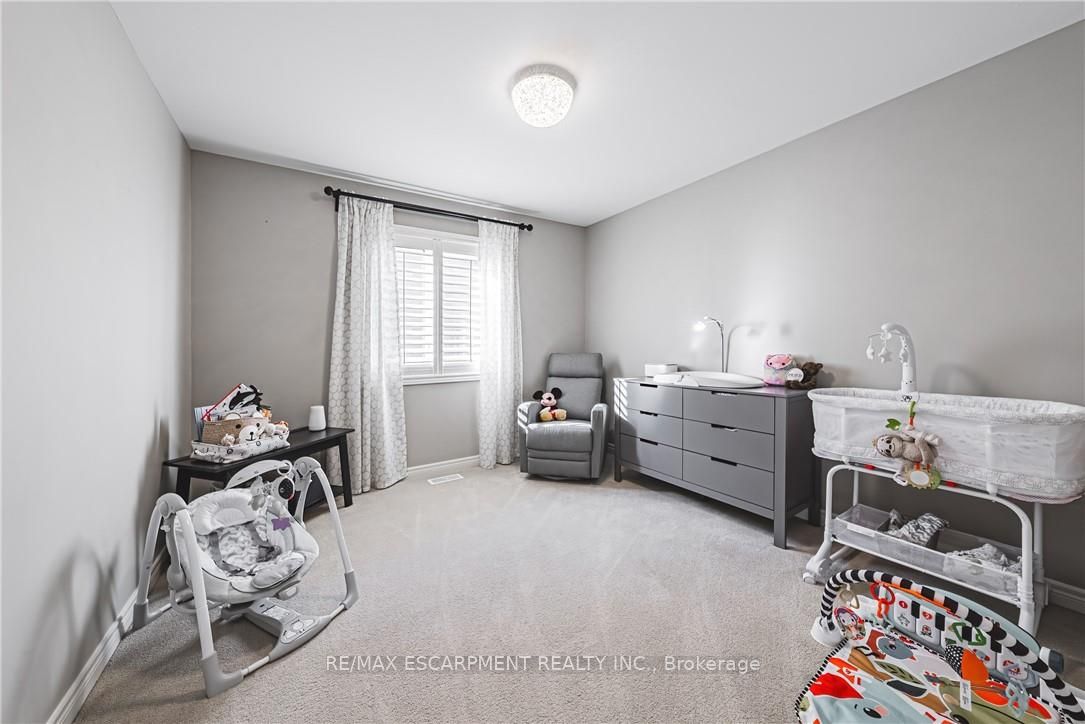 51 Narbonne Cres
