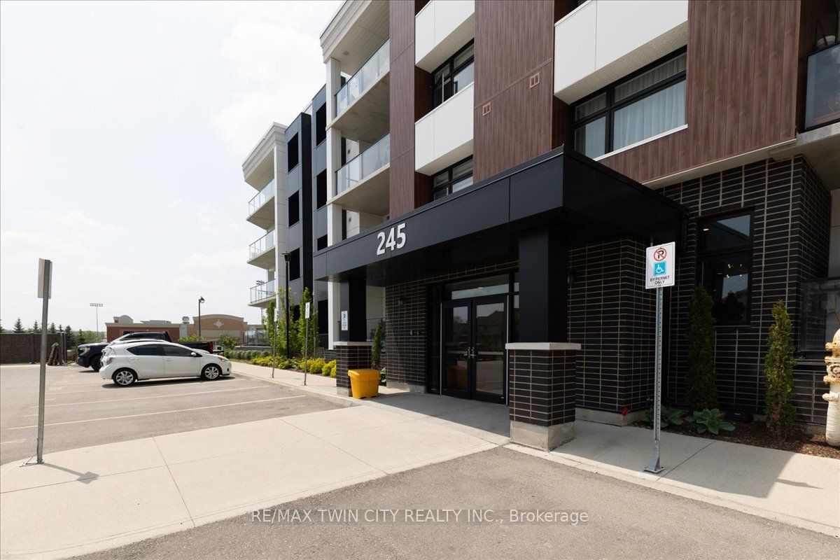 245 Grey Silo Rd, #302