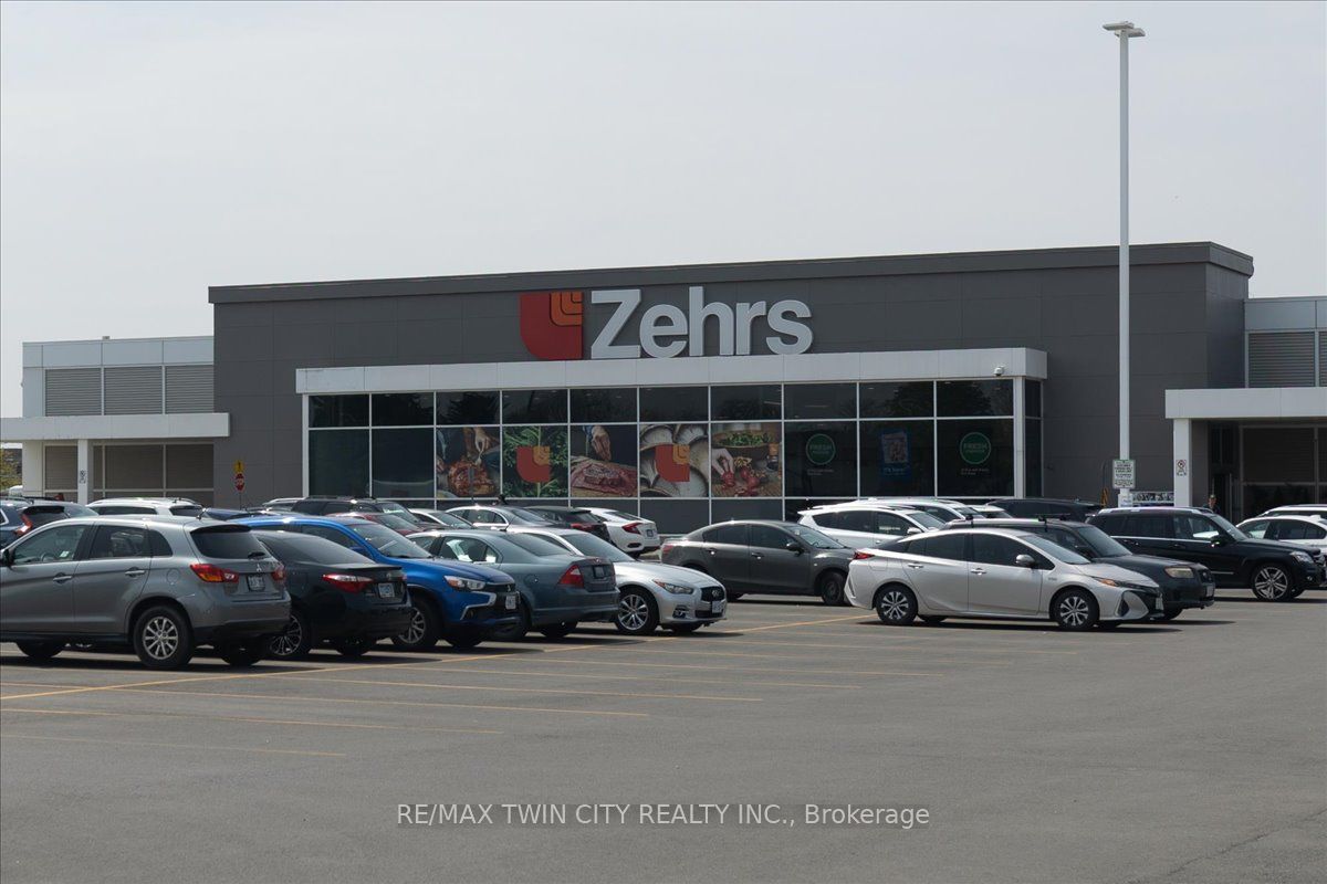 245 Grey Silo Rd, #302