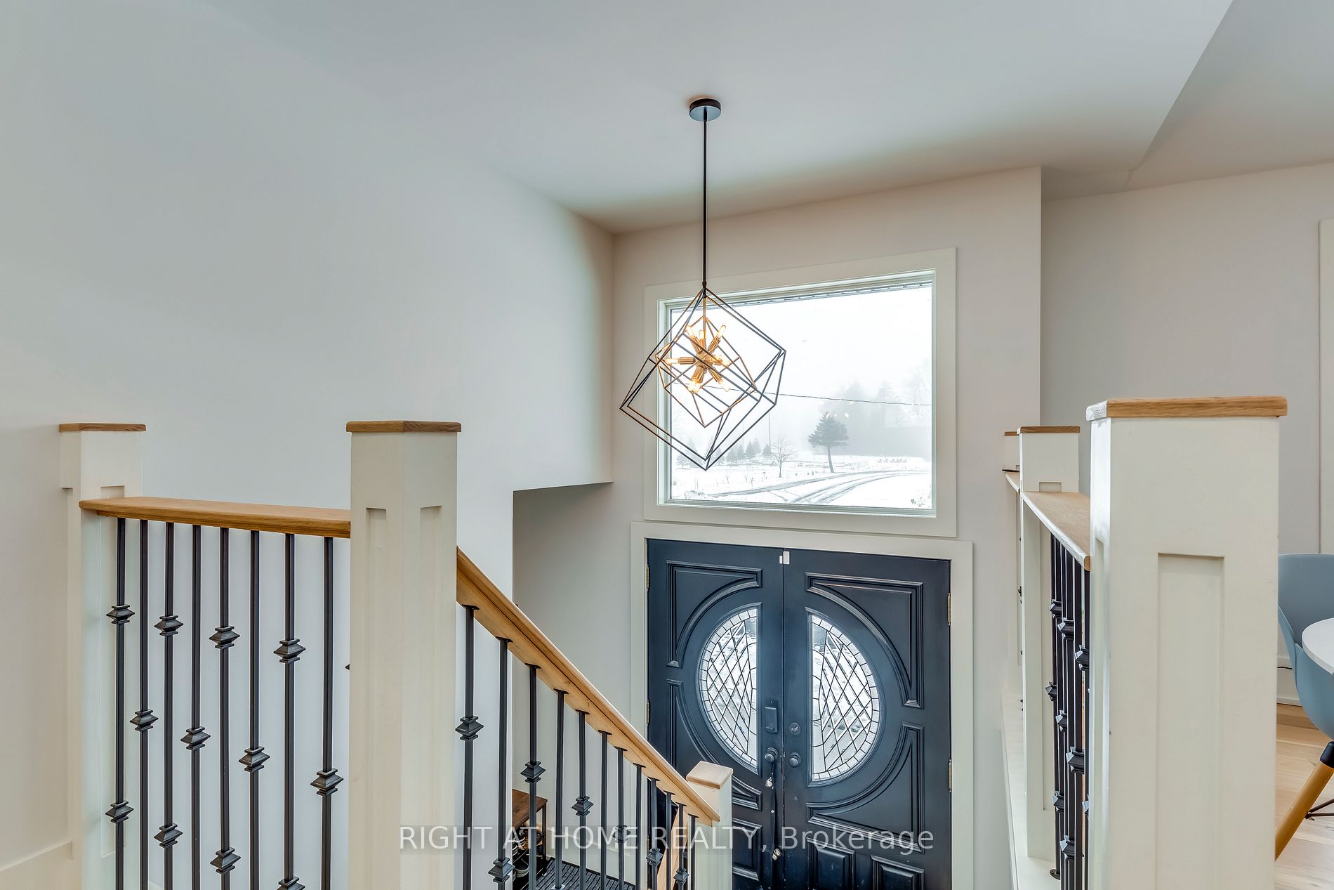 146 7th Concession Rd E