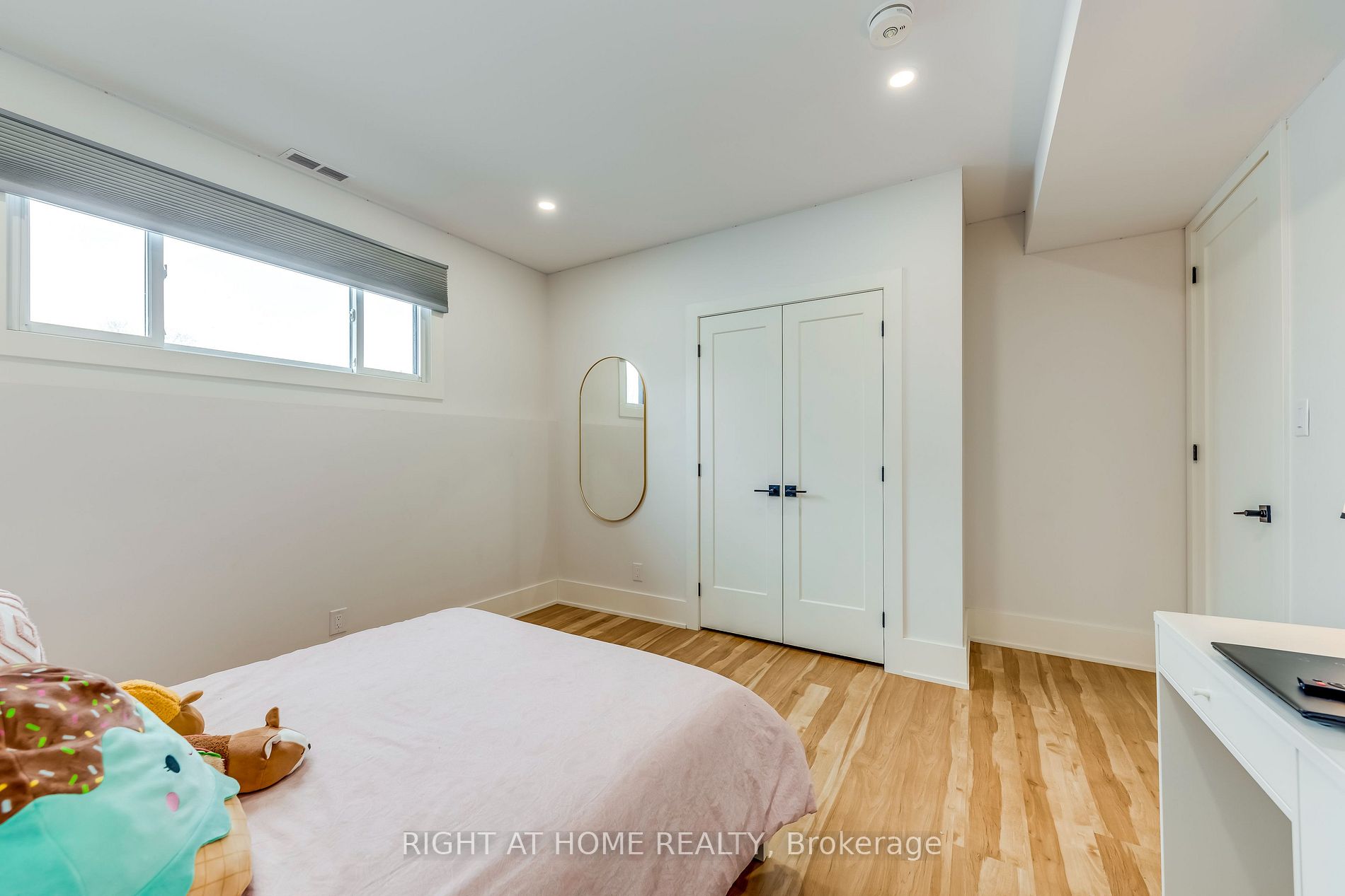 146 7th Concession Rd E