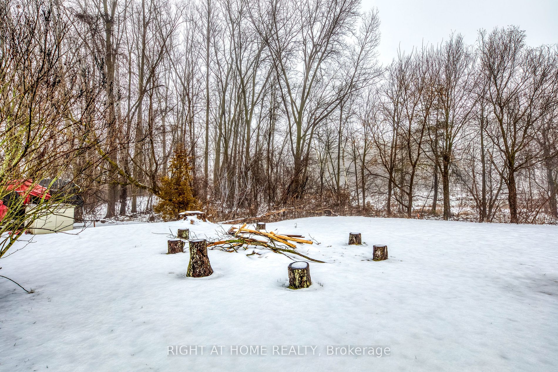 146 7th Concession Rd E