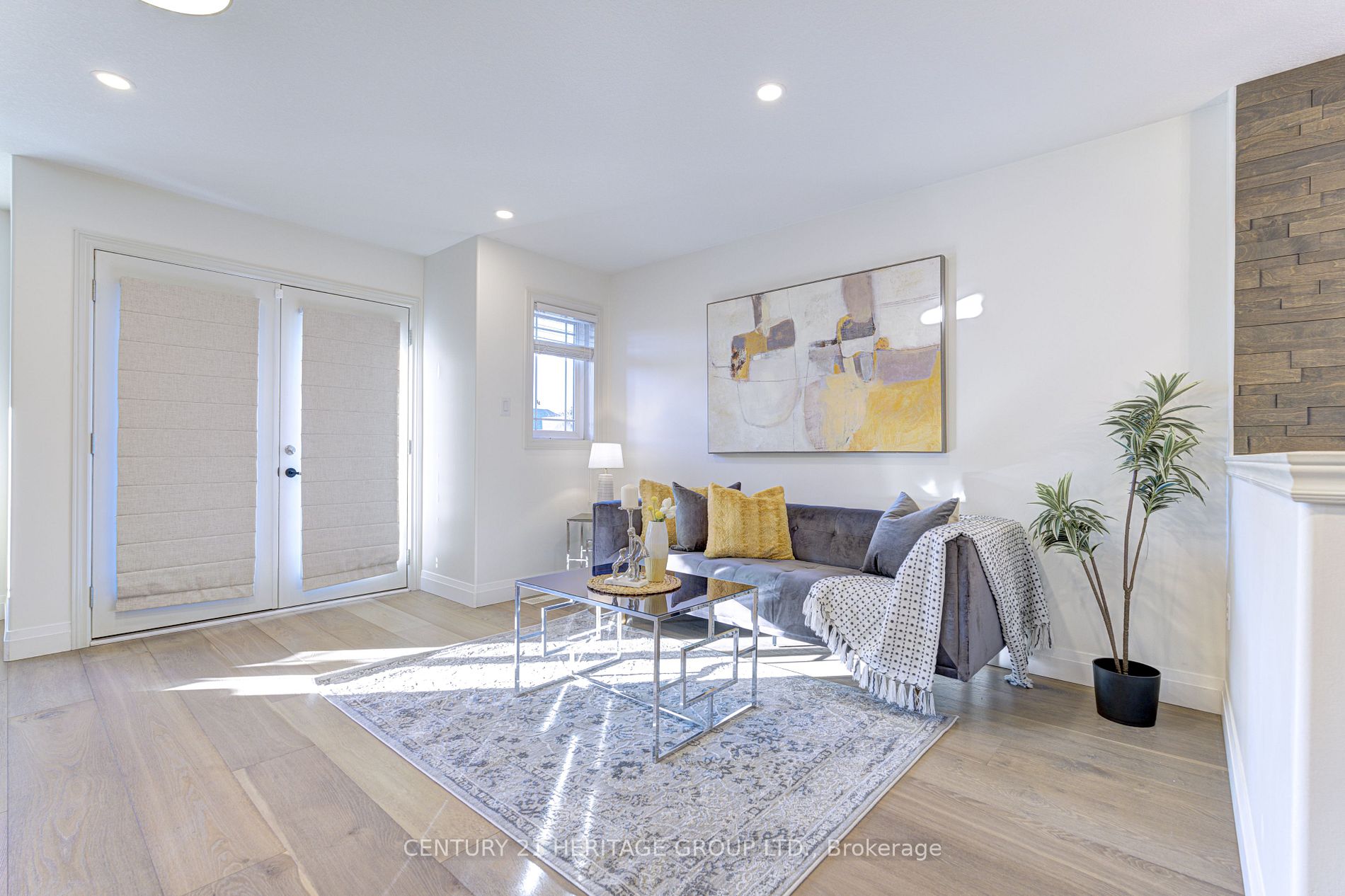 28 Udell Way