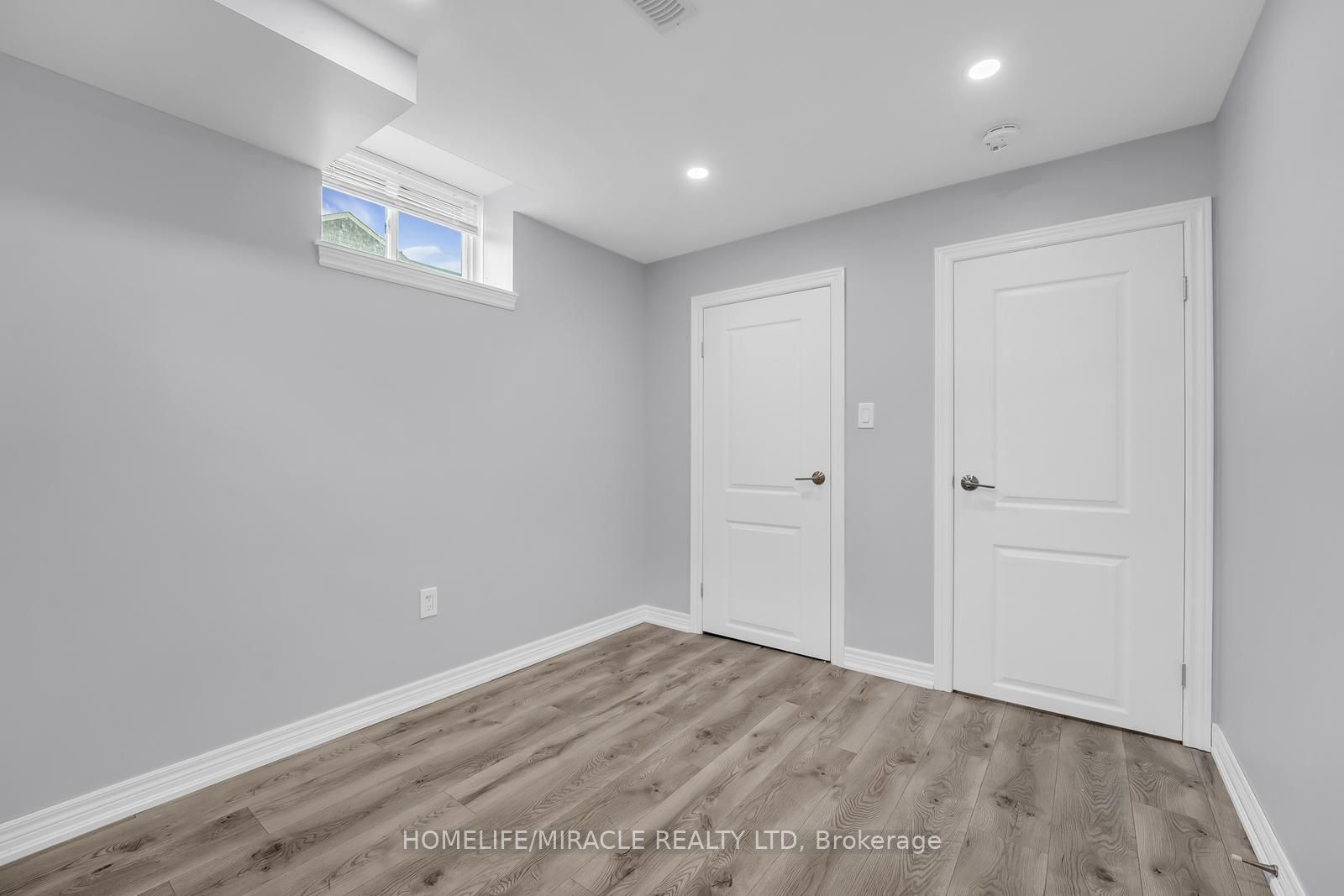 1890 Rymal Rd E, #166