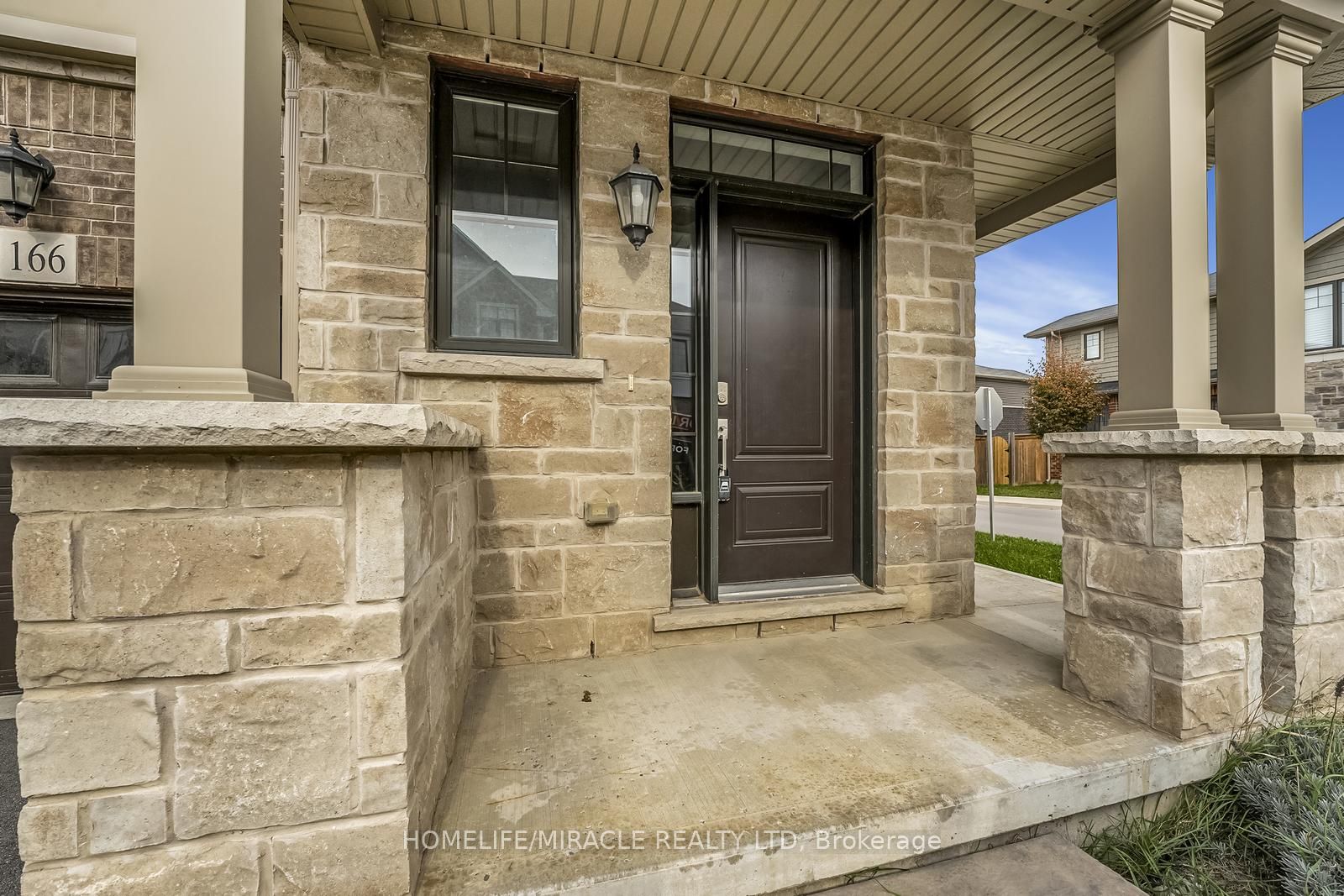 1890 Rymal Rd E, #166