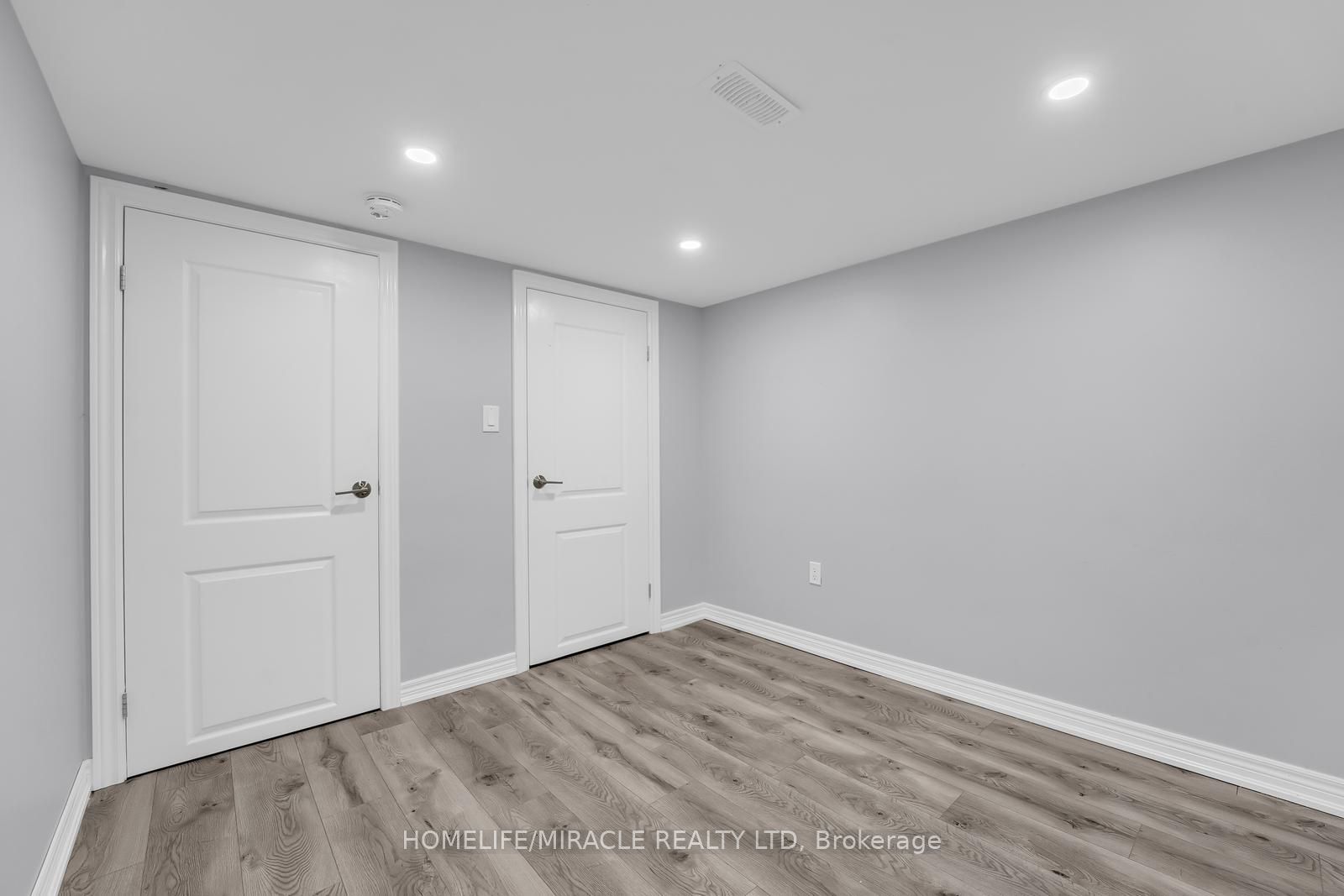 1890 Rymal Rd E, #166