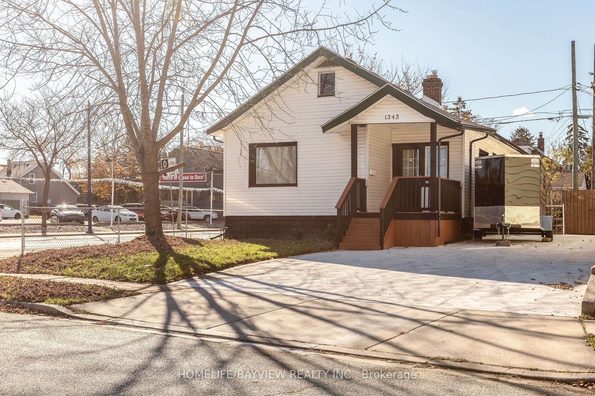 1343 Lillian Ave N