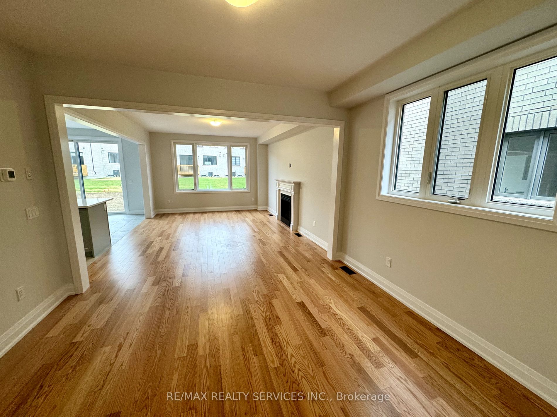 861 Knights Lane