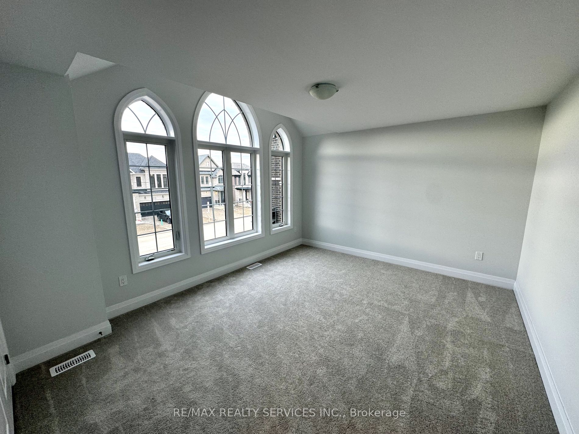 861 Knights Lane