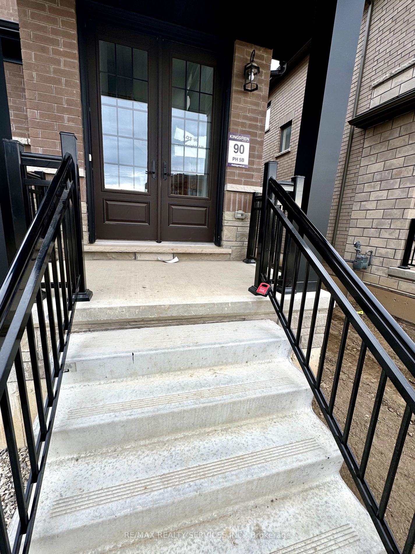 861 Knights Lane