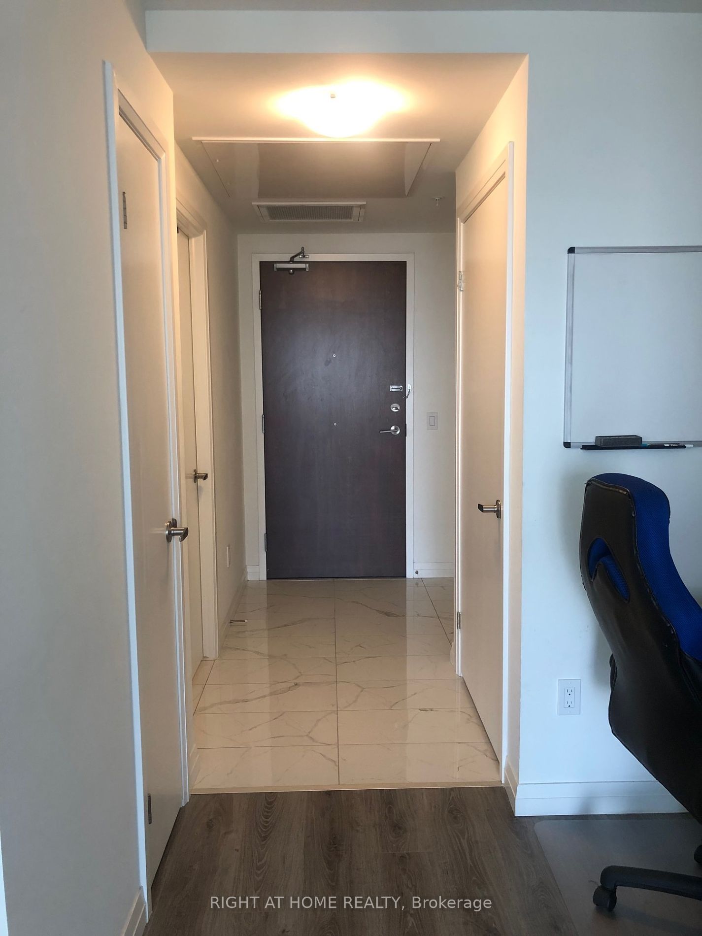 108 Garment St, #2303
