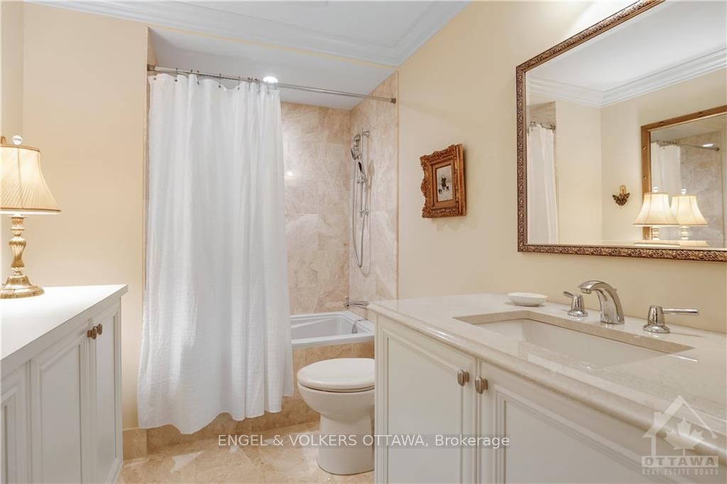 40 BOTELER St, #503