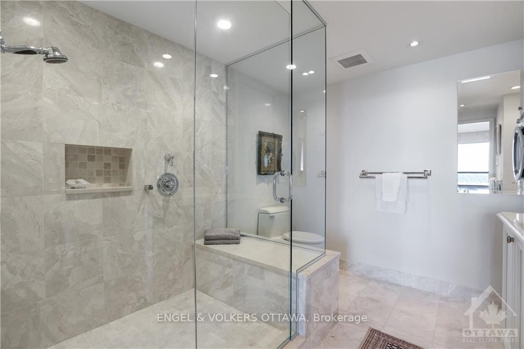 40 BOTELER St, #503
