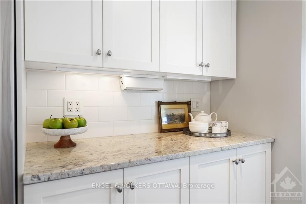 40 BOTELER St, #503